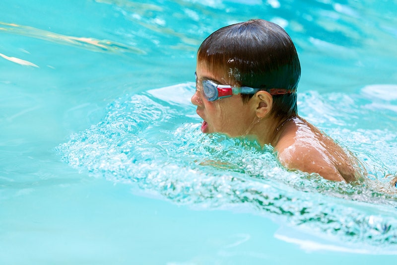 Swimmer’s Ear Home Remedies: What Are They? - K Health